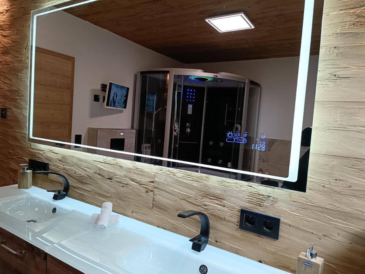 Luxus Ferienwohnung Chalet Seenaehe Schalkenmehren Esterno foto