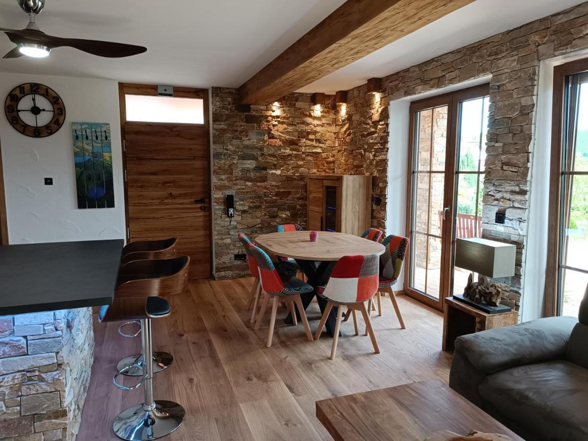 Luxus Ferienwohnung Chalet Seenaehe Schalkenmehren Esterno foto