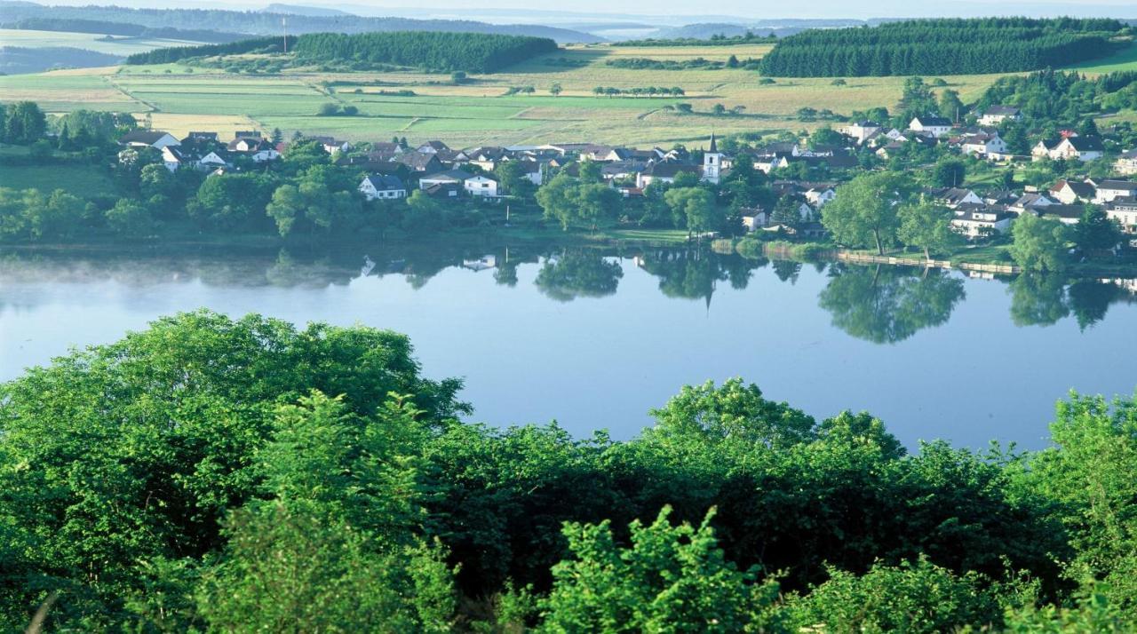 Luxus Ferienwohnung Chalet Seenaehe Schalkenmehren Esterno foto